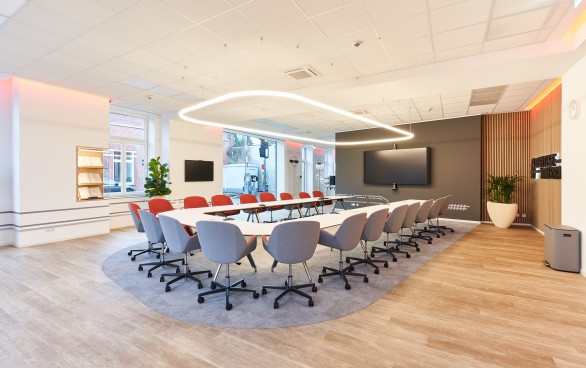 Umbau und Neugestaltung eines Konferenzraumes